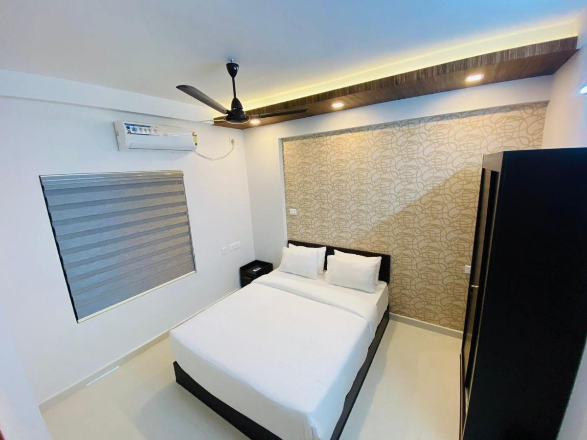 Hotel Nujoom Rooms & Apartments Kochi Exterior foto